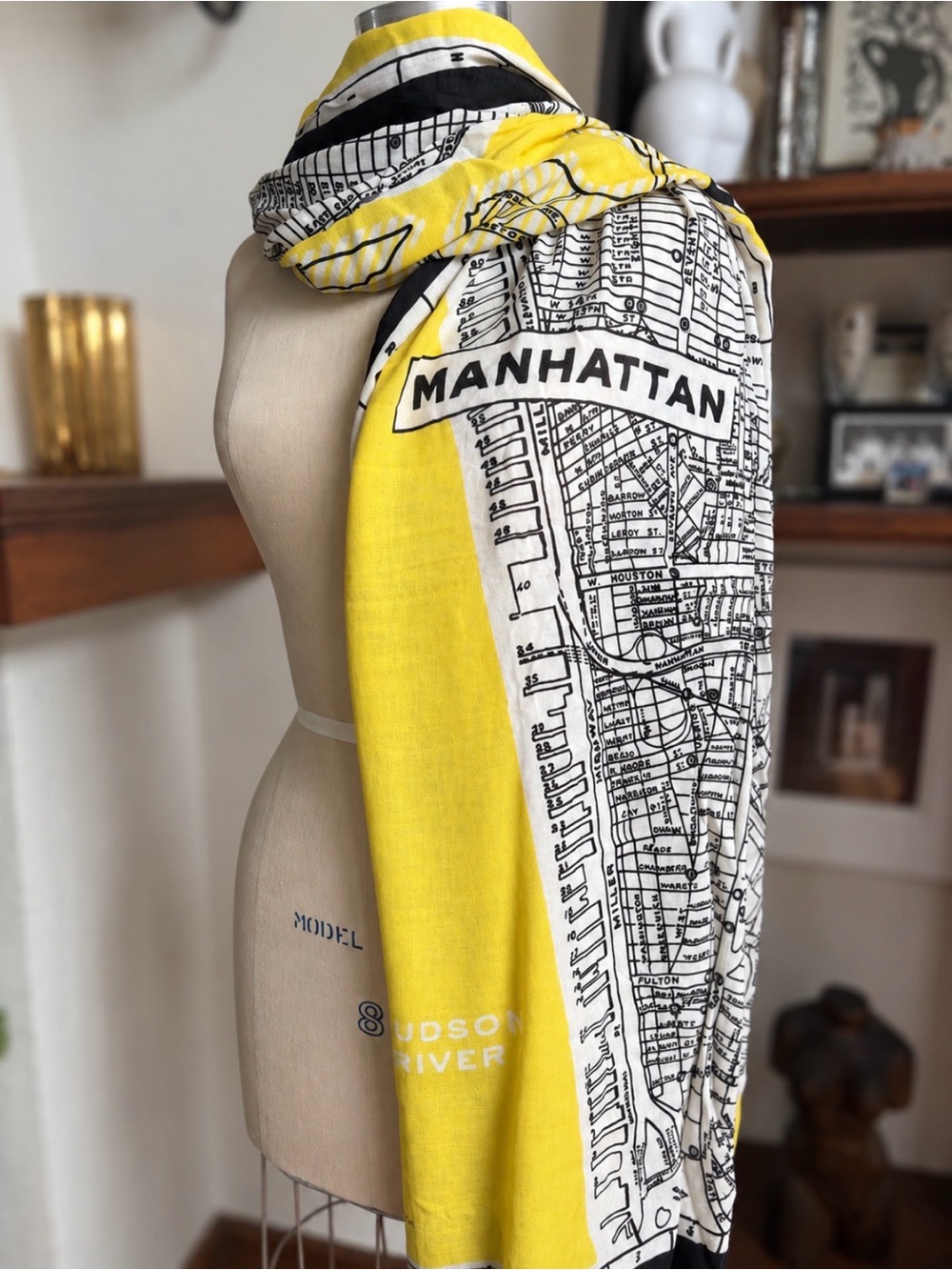Kate Spade New York NYC Scarf Manhattan Map Yellow Black White Retired Design
